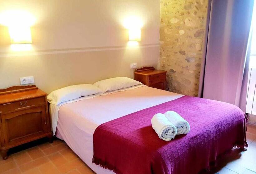 Masía Restaurada Con Piscina Privada28 Pax