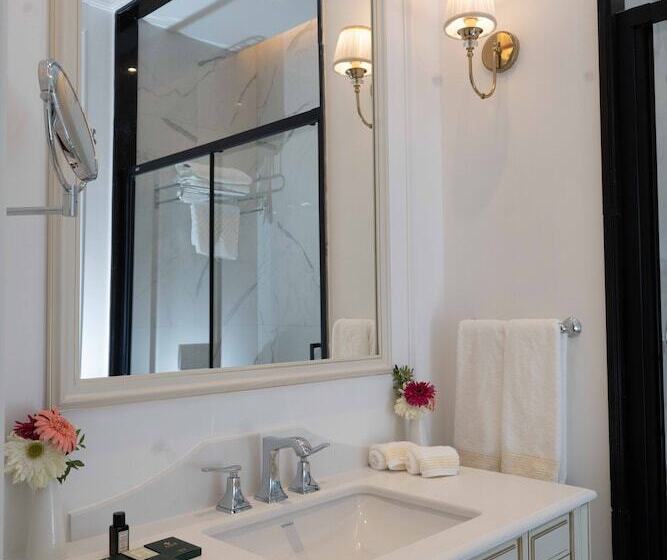 هتل Anim Boutique