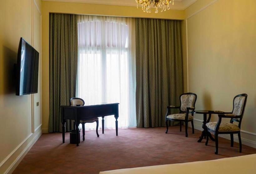 هتل Anim Boutique