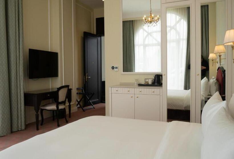 هتل Anim Boutique