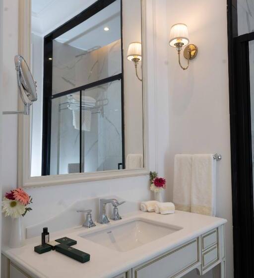 هتل Anim Boutique