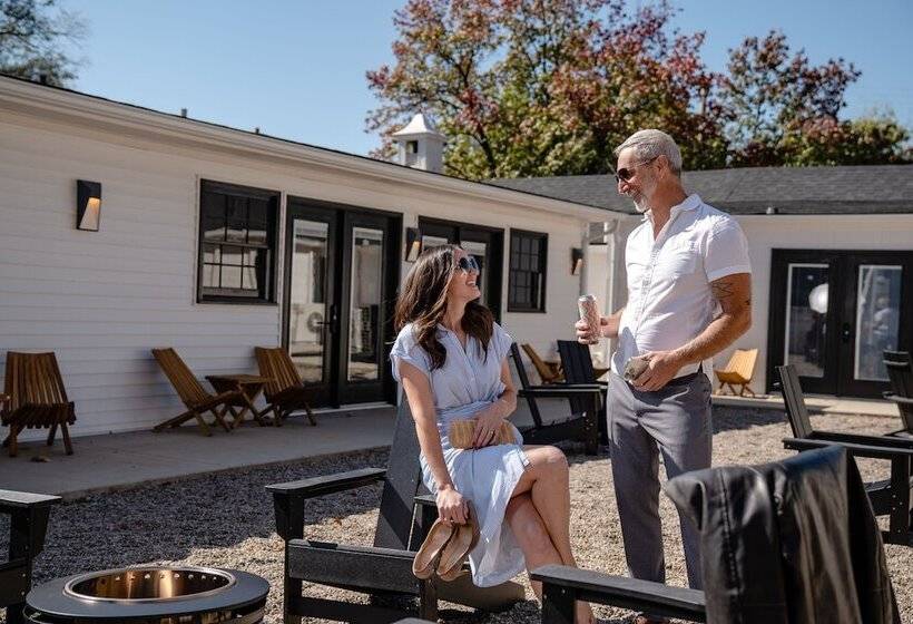 בית מלון כפרי Bardstown Motor Lodge