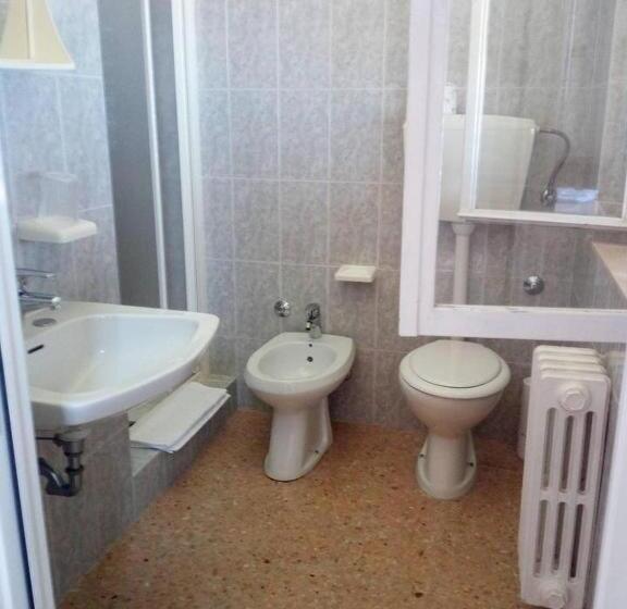 בית מלון כפרי Castello   Solo Pernotto