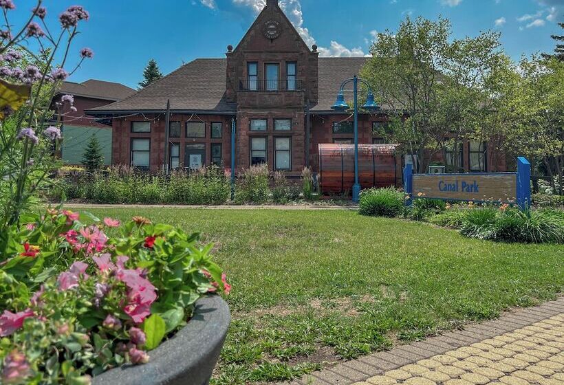 בית מלון כפרי Endion Inn