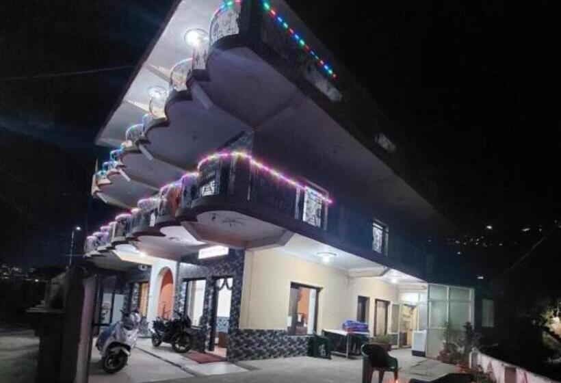 ホテル Goroomgo Kavyansh Villa Bhimtal   Parking Facilities   Excellent Homestay Feel Like Home