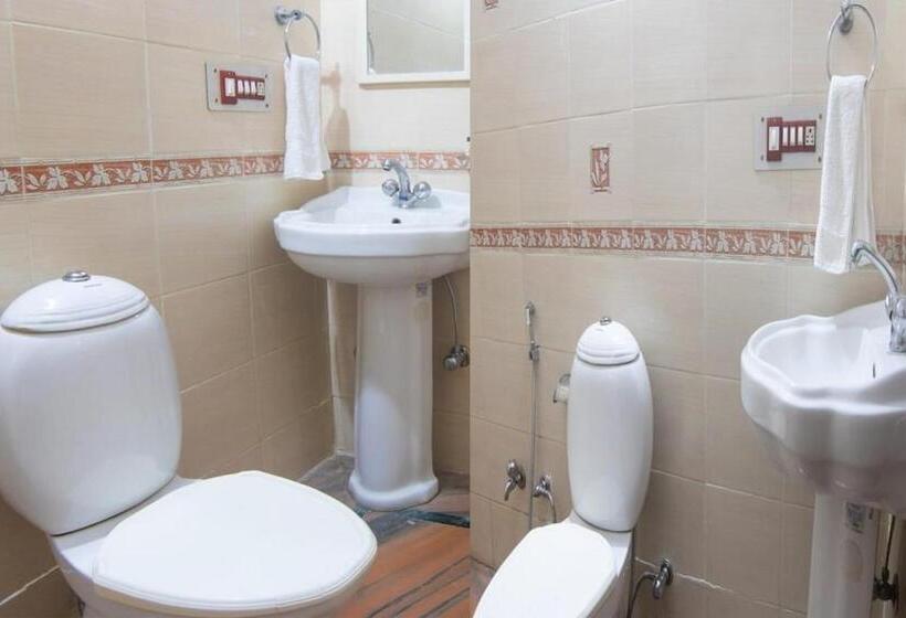 ホテル Goroomgo Kavyansh Villa Bhimtal   Parking Facilities   Excellent Homestay Feel Like Home