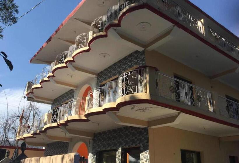 ホテル Goroomgo Kavyansh Villa Bhimtal   Parking Facilities   Excellent Homestay Feel Like Home