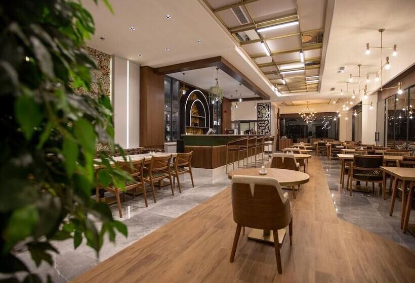 فندق Incipark