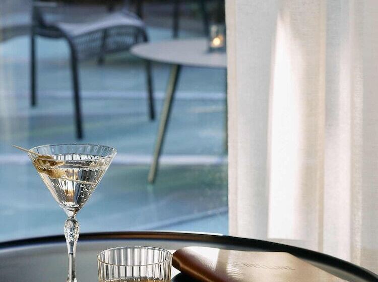 ホテル Le Bellune Paris