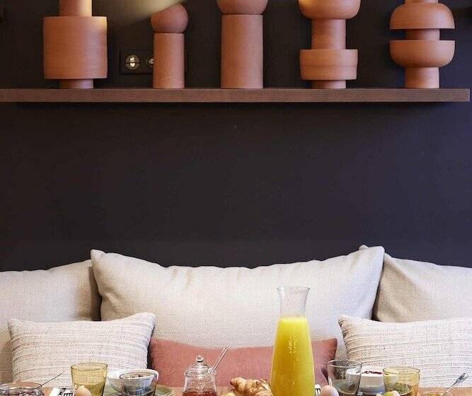 ホテル Le Bellune Paris