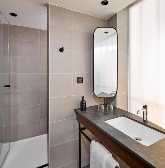 ホテル Le Bellune Paris