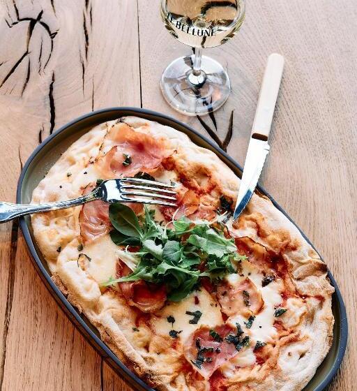 ホテル Le Bellune Paris