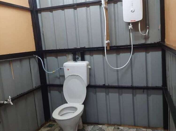 هتل Oyo Home 90515 Rin Rakit Water Hut