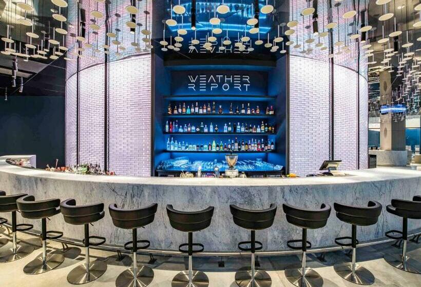 هتل Pullman Tbilisi Axis Towers