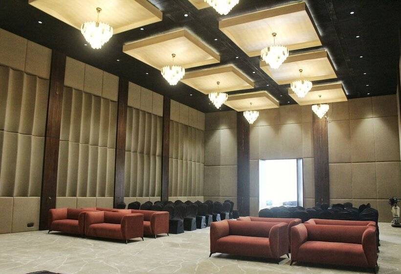 فندق Red Diamond