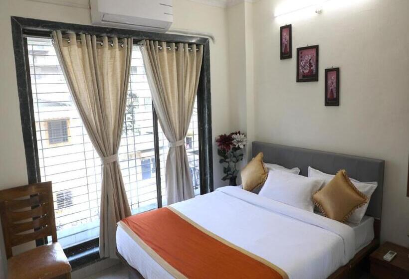 酒店 Satyam Residency