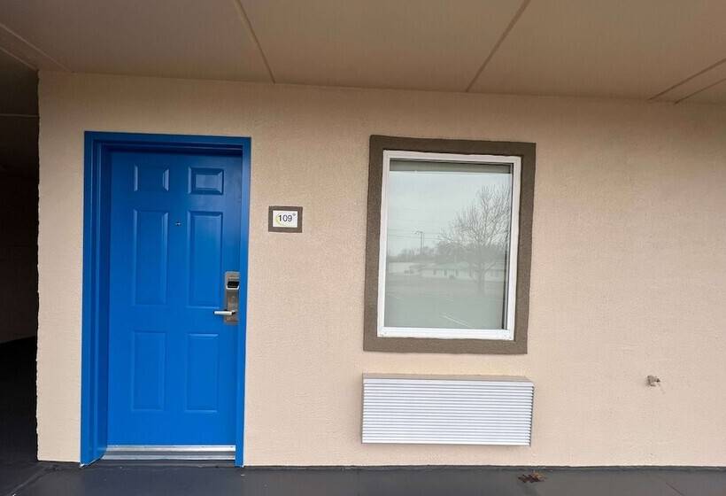 בית מלון כפרי Super 8 By Wyndham Paducah I24 Exit 4