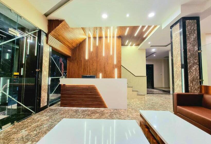 ホテル The Grand Siddhi