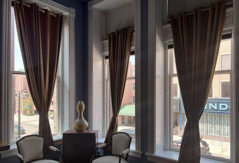 فندق The Oliver Inn