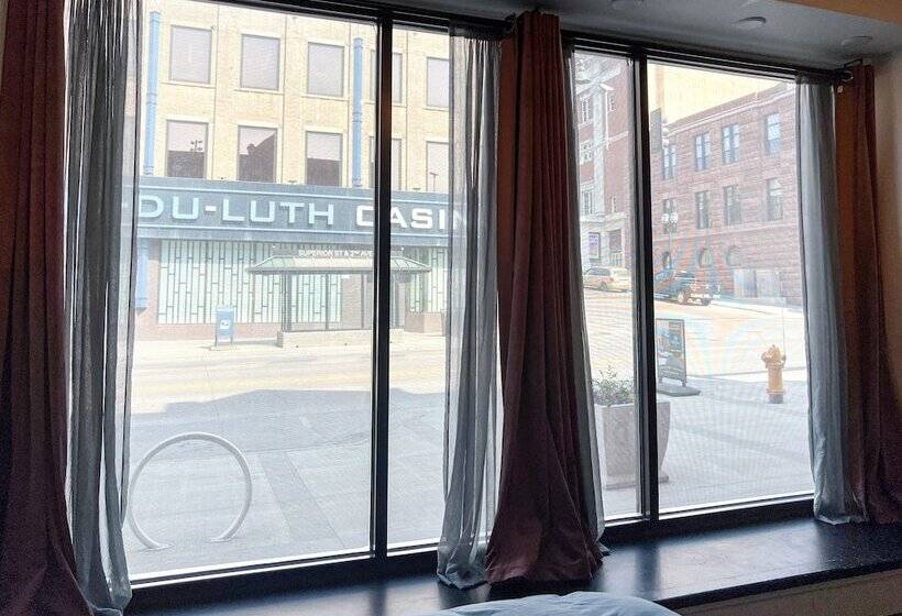 فندق The Oliver Inn