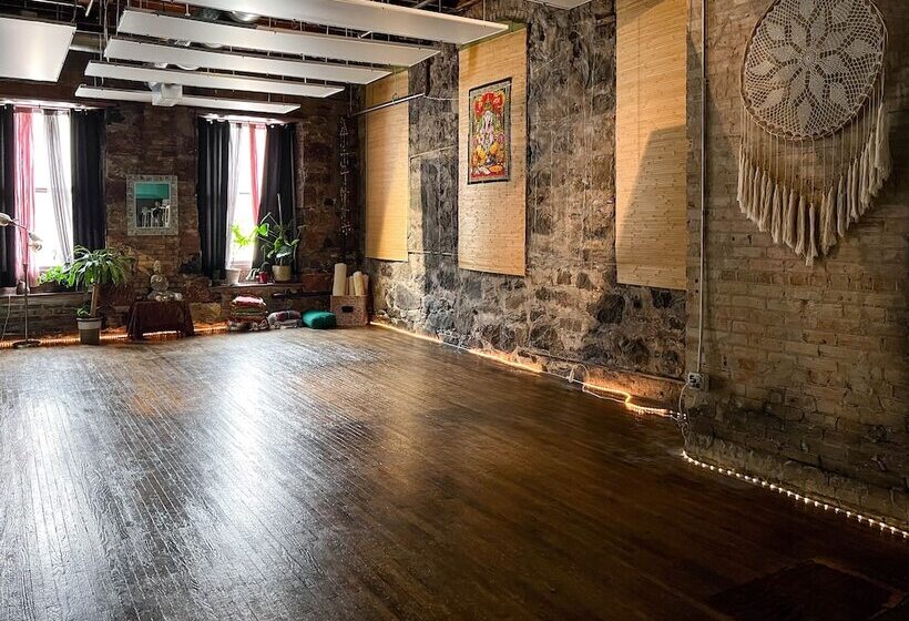 فندق The Oliver Inn