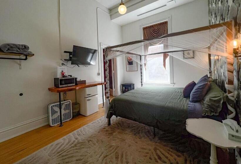 فندق The Oliver Inn