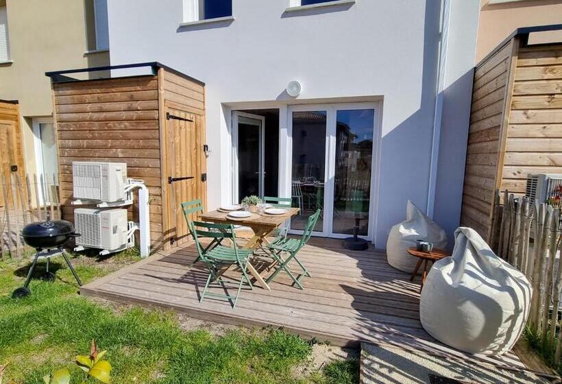 La Cabane De Jeanne ~ 10 Minutes à Pied De L Océan