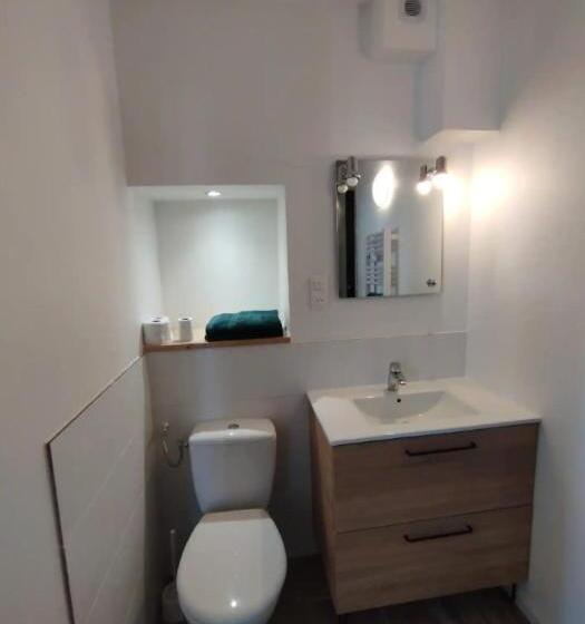 Les Glycines, Un Air De Campagne à La Ville