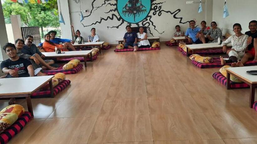 پانسیون 3season Resort Hampi