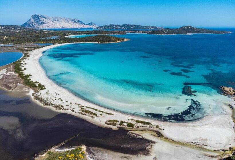 پانسیون Coro E Bentu Rooms & View