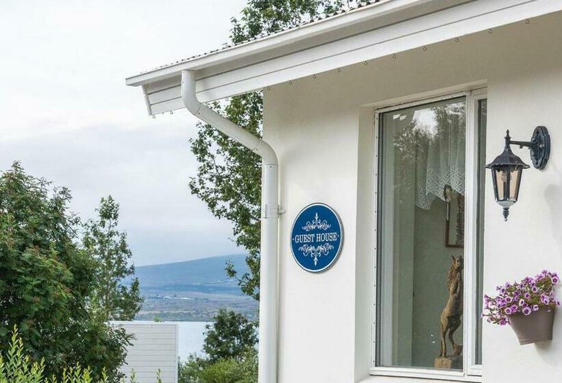 پانسیون North Inn   Guesthouse And Cabin