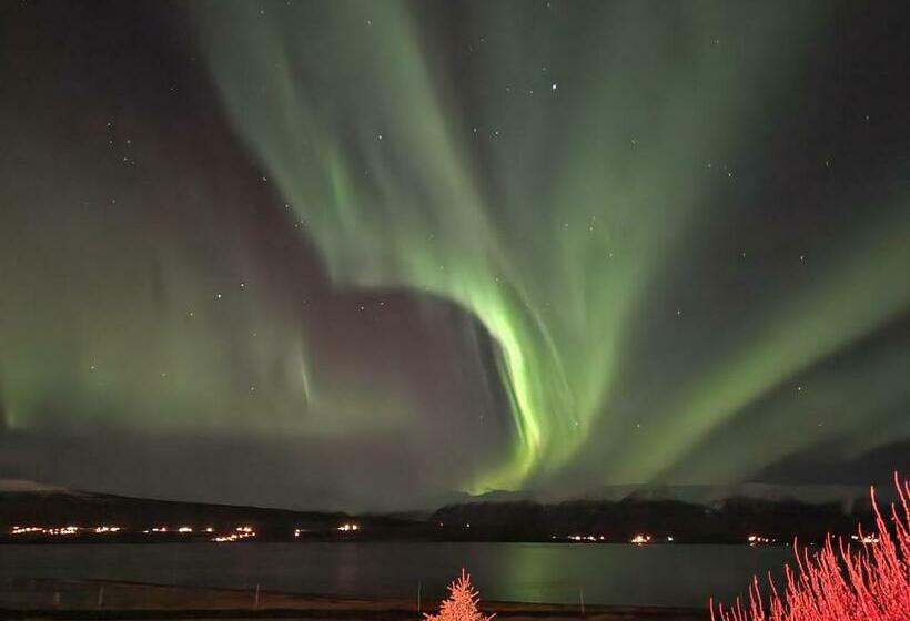 پانسیون North Inn   Guesthouse And Cabin