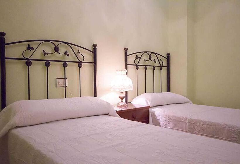 Piso En Centro Fisterra