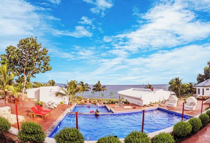 استراحتگاه The Gabayan Riviera