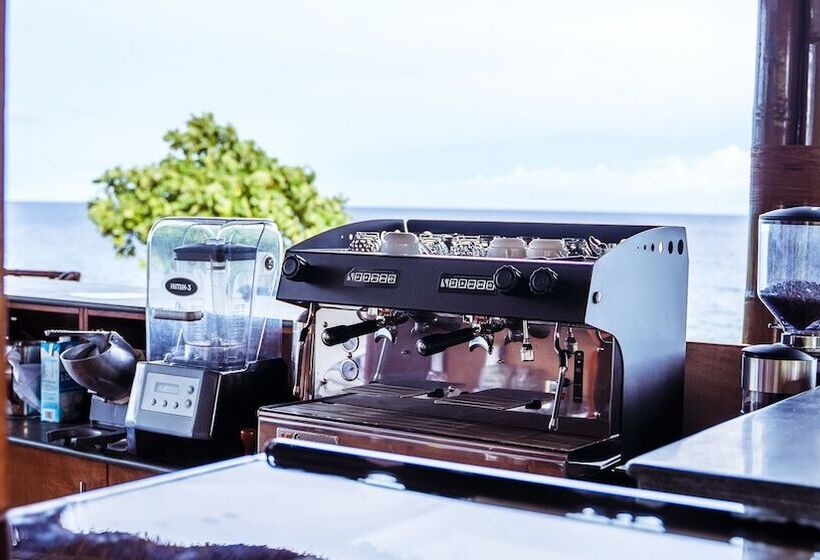 استراحتگاه The Gabayan Riviera