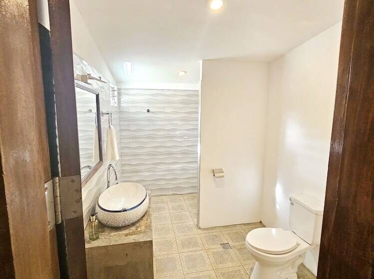 استراحتگاه The Gabayan Riviera