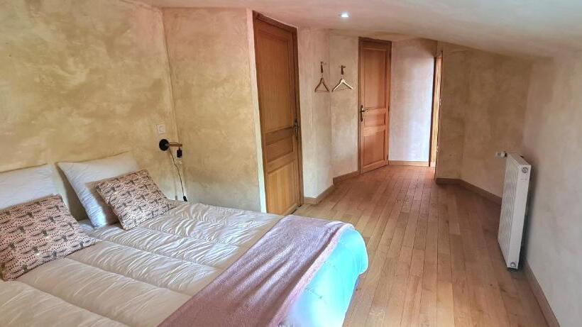 Splendide Gîte La Tour Blanche 12min Du Puy Du Fou