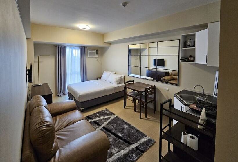 Steff S Condo 815 At Centrio Tower Deluxe Unit