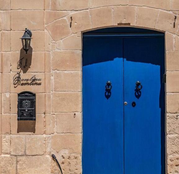 250 Yo Tal Bambinu Farmhouse