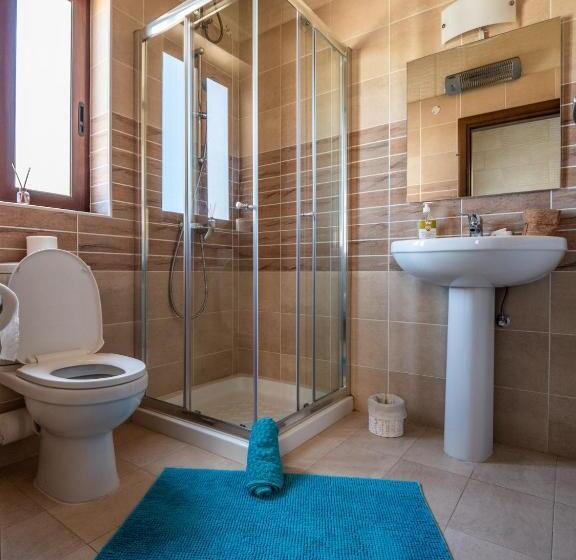 250 Yo Tal Bambinu Farmhouse