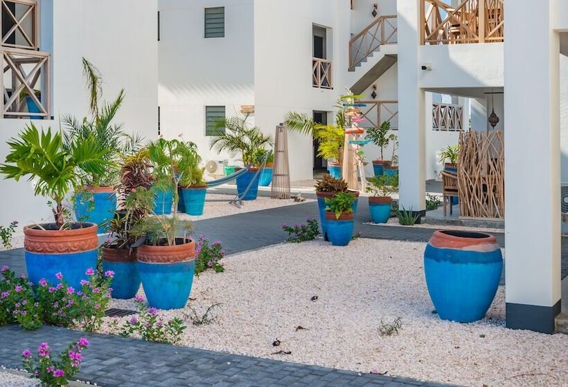 Bloozz Resort Bonaire