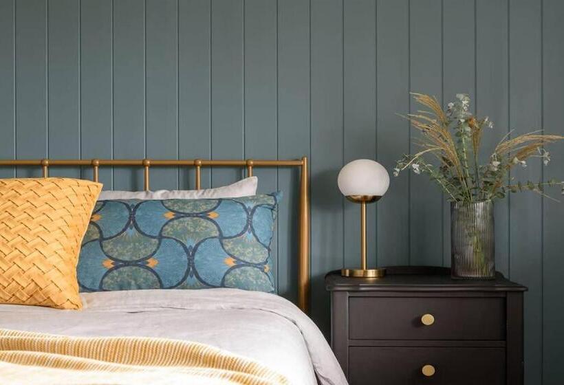 Grenville Belle Daylesford