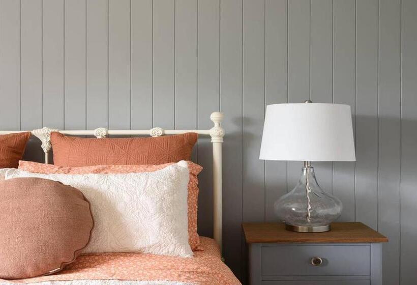 Grenville Belle Daylesford