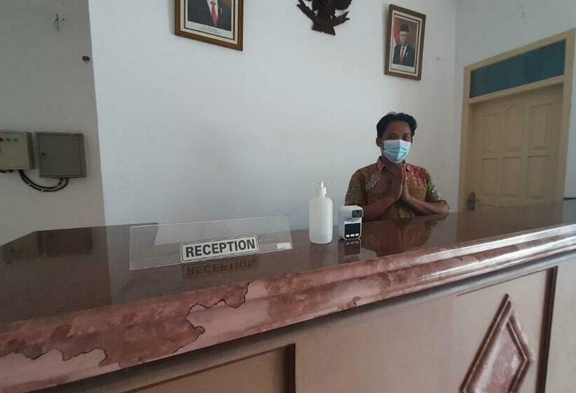 בית מלון כפרי Akbar Syariah Banyumas Redpartner