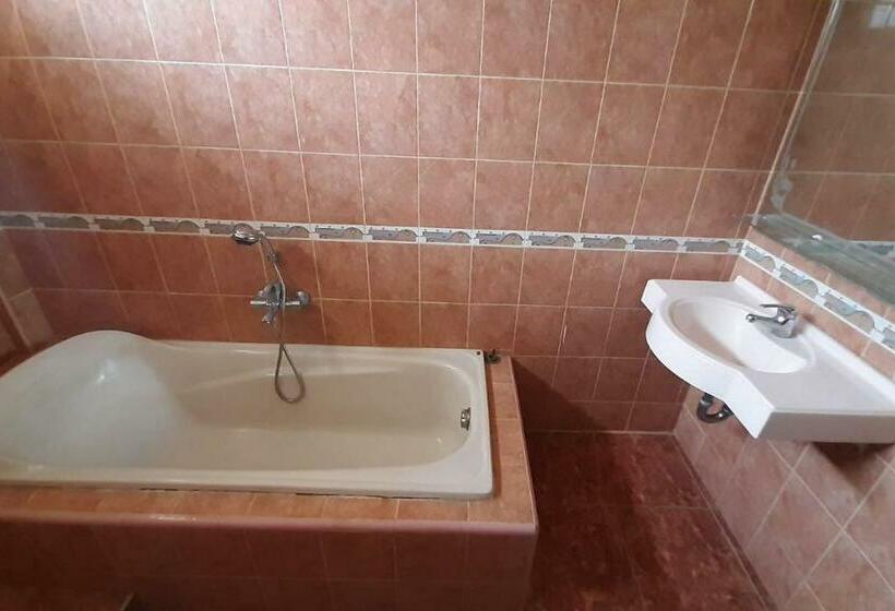 בית מלון כפרי Akbar Syariah Banyumas Redpartner