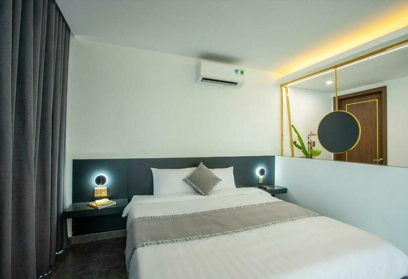 هتل Buffalo  & Chill Bar