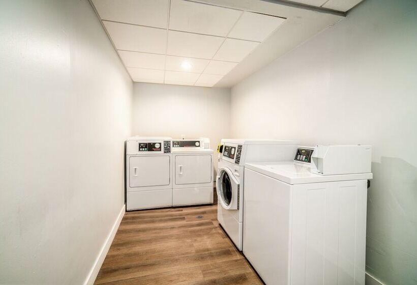 فندق Mainstay Suites