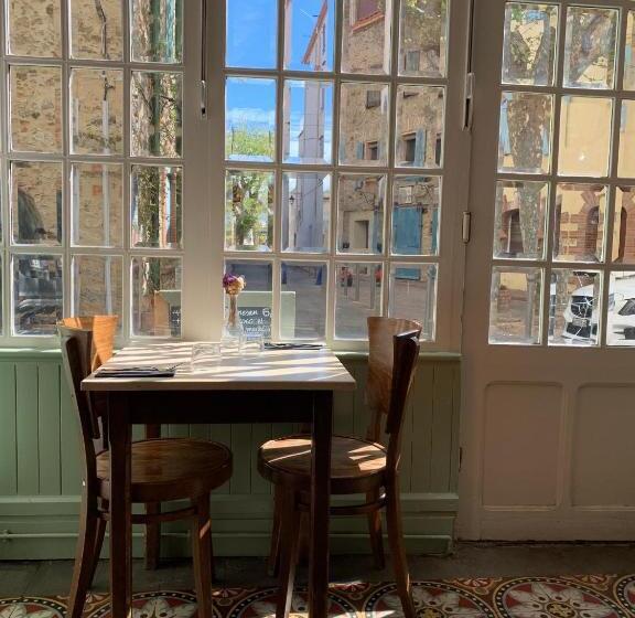 Отель La Casa Dina