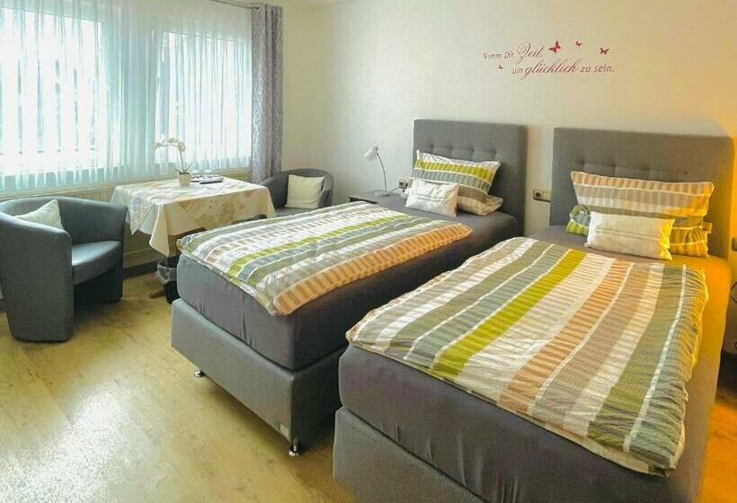 فندق Landgasthof Zum Jossatal