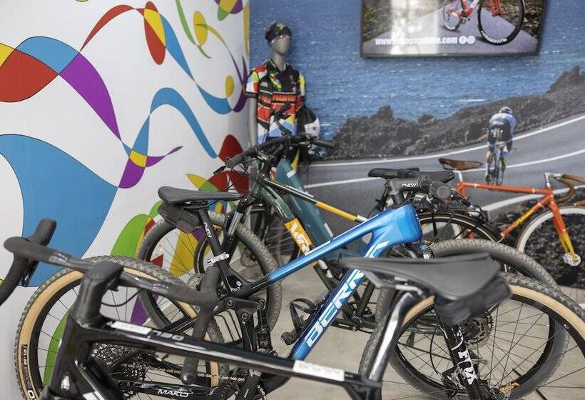 Отель Mynd Yaiza